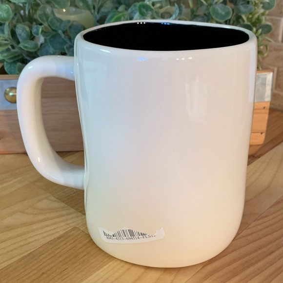 RAE DUNN BY MAGENTA “BOSS MOM” LL CERAMIC MUG - Picture 2 of 5